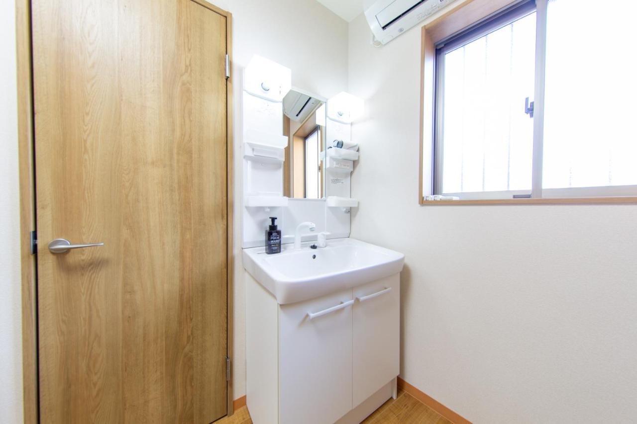 Oyado Gorilla Annex Apartment Osaka Exterior photo